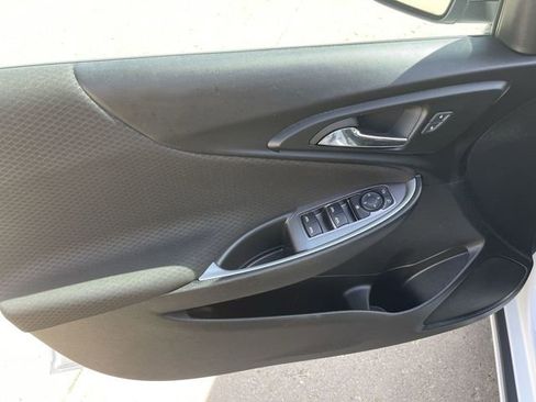 Used 2024 Chevrolet Malibu LT image 10