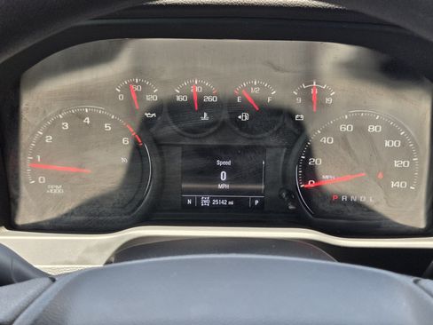 Used 2024 Chevrolet Silverado 2500 Custom w/ Custom Value Package AWD/4WD image 17