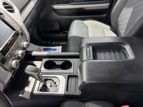Used 2018 Toyota Tundra SR5 image 42