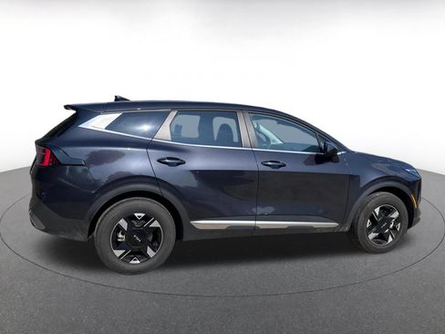 Used 2026 Kia Sportage LX AWD/4WD image 17