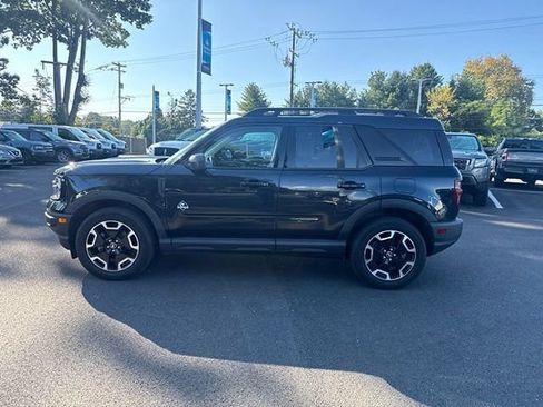 Used 2023 Ford Bronco Sport Outer Banks w/ Tech Package AWD/4WD image 4