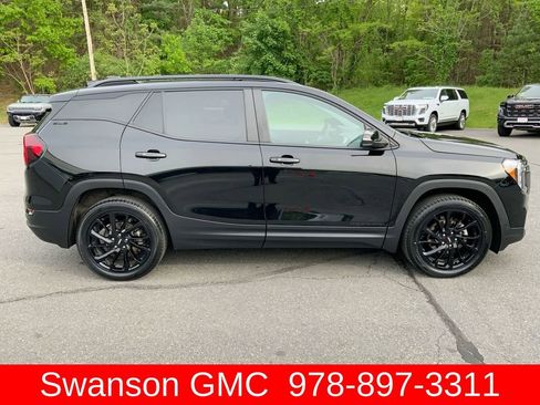 Certified 2023 GMC Terrain SLE w/ Driver Convenience Package AWD/4WD image 40