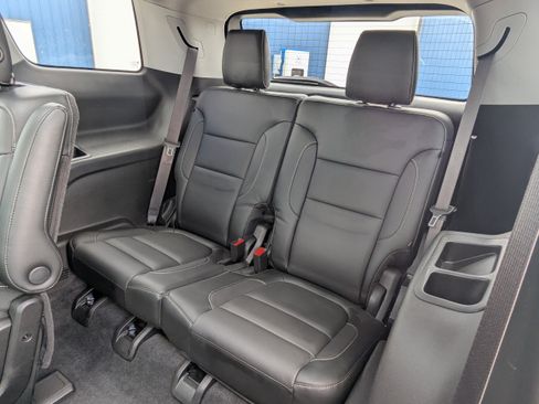 Certified 2019 GMC Acadia SLT AWD/4WD image 10