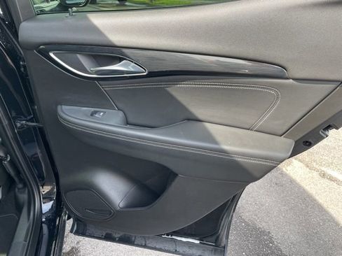 Used 2023 Buick Envision Essence FWD image 18