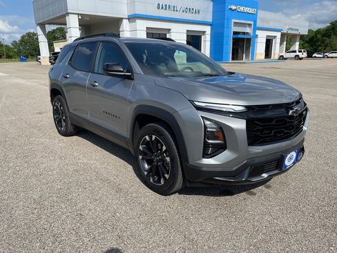 Used 2025 Chevrolet Equinox RS image 7