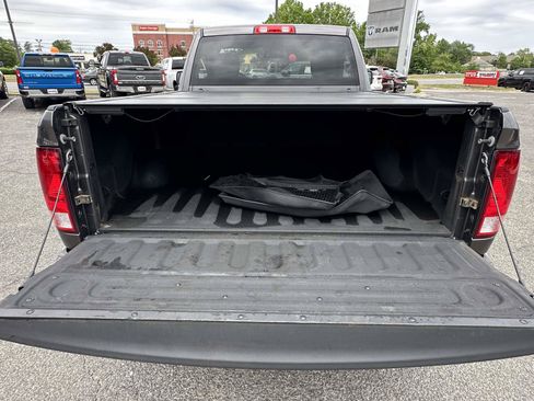 Used 2017 RAM 1500 Tradesman w/ Power & Remote Entry Group AWD/4WD image 27