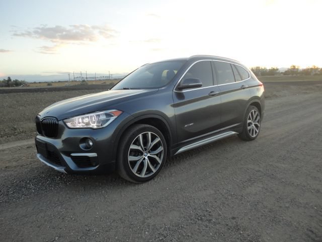 Used 2017 BMW X1 xDrive28i AWD/4WD image 1