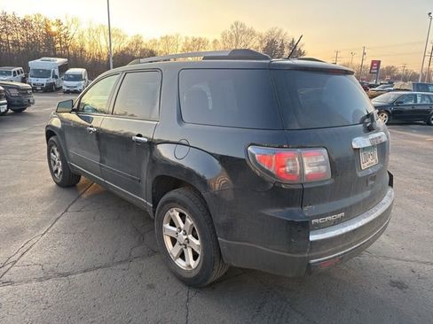 Used 2015 GMC Acadia SLE image 8