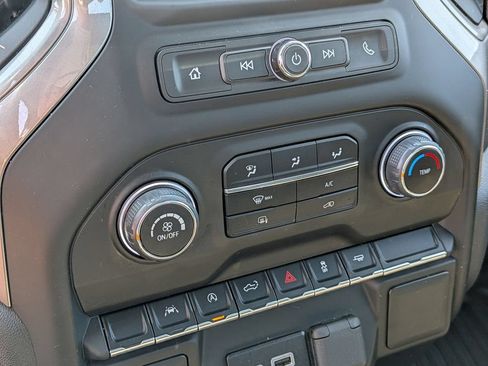 Used 2025 Chevrolet Silverado 1500 W/T RWD image 19