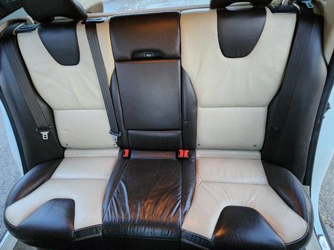 Used 2010 Volvo XC60 T6 image 29