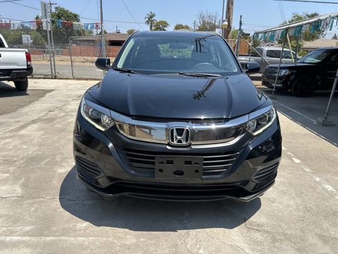 Used 2020 Honda HR-V LX image 8