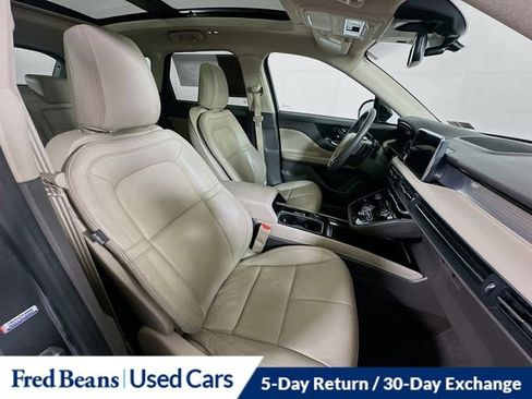 Certified 2022 Lincoln Corsair Standard w/ Premium Package image 31