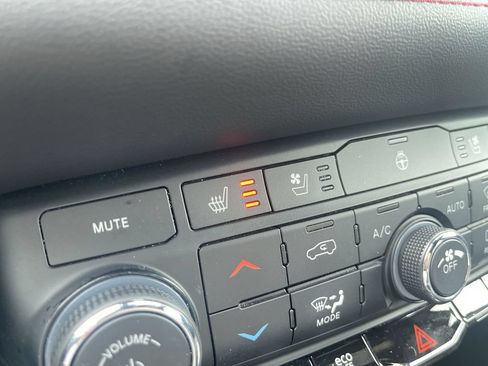 Used 2024 Dodge Durango GT AWD/4WD image 30