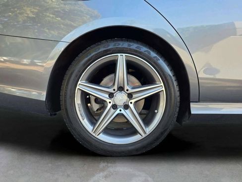 Used 2017 Mercedes-Benz E 300 image 12