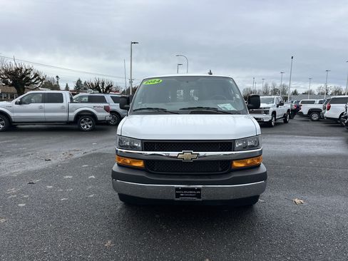 Used 2024 Chevrolet Express 2500 Work Van w/ Driver Convenience Package image 8