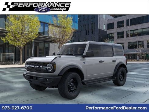 New 2026 Ford Bronco Outer Banks w/ Black Appearance Package AWD/4WD image 1