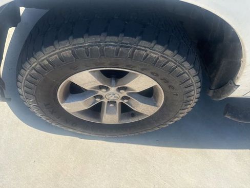 Used 2019 RAM 1500 Classic SLT RWD image 16