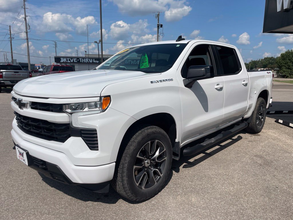 Used 2024 Chevrolet Silverado 1500 RST w/ Protection Package AWD/4WD image 14