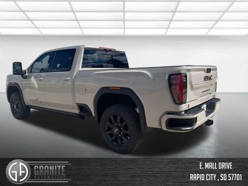 New 2026 GMC Sierra 2500 AT4 w/ AT4 Premium Plus Package AWD/4WD image 4