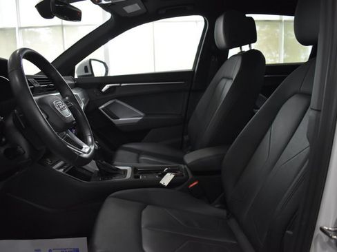 Used 2023 Audi Q3 2.0T Premium w/ Convenience Package AWD/4WD image 10