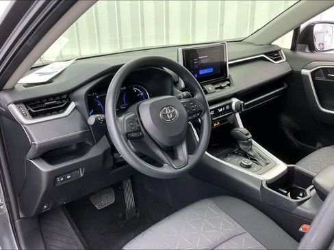 Used 2023 Toyota RAV4 XLE AWD/4WD image 16