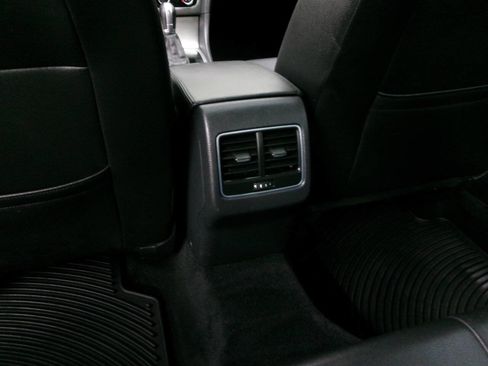 Used 2014 Volkswagen Passat 2.5 SE image 23