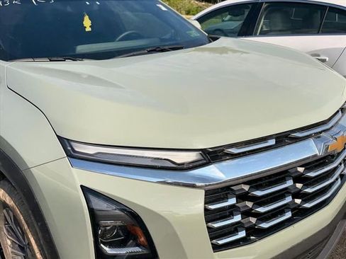Used 2025 Chevrolet Equinox LT AWD/4WD image 6