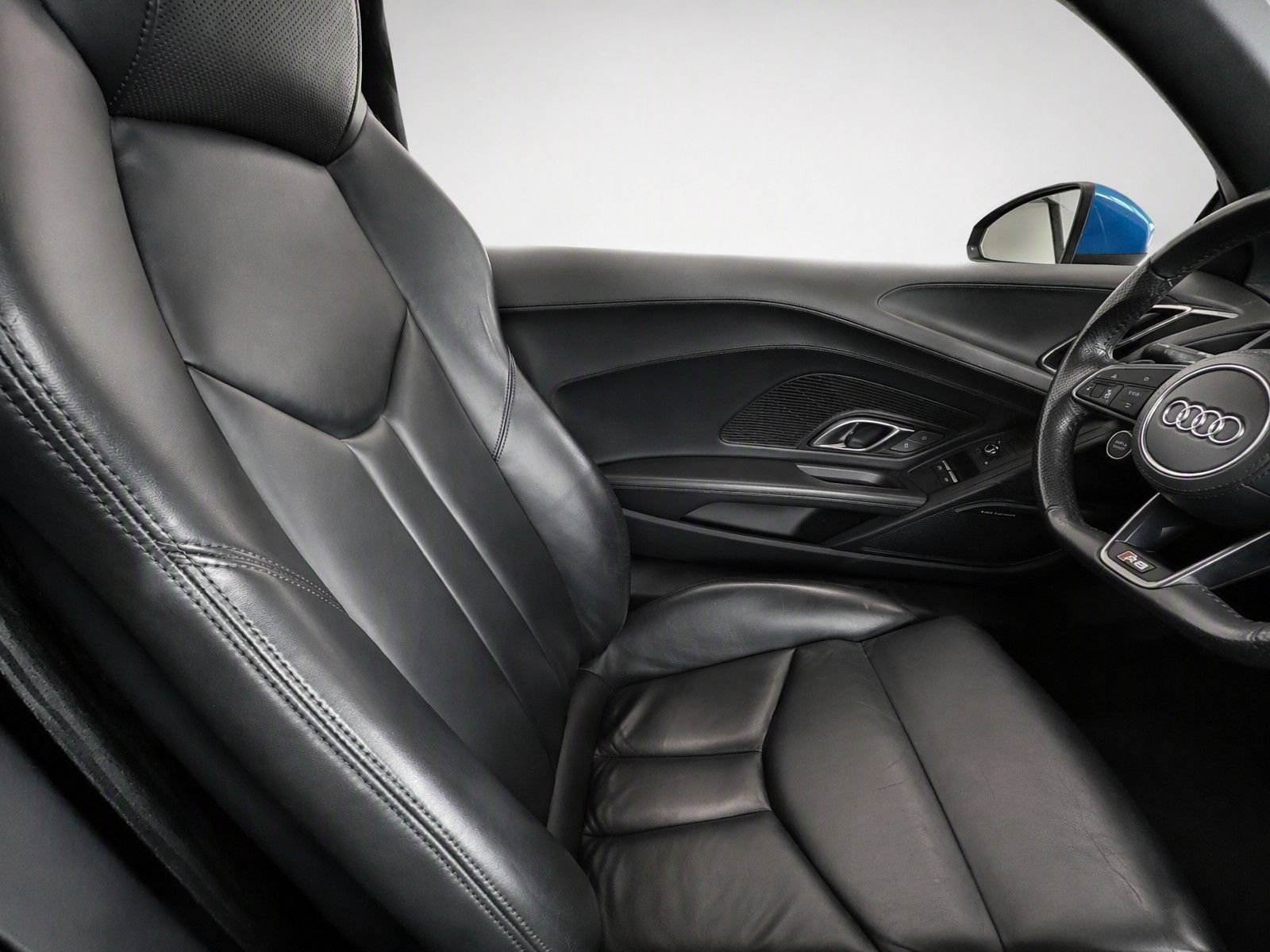 Used 2018 Audi R8 V10 AWD/4WD image 15
