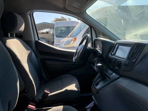 Used 2021 Nissan NV200 SV image 8