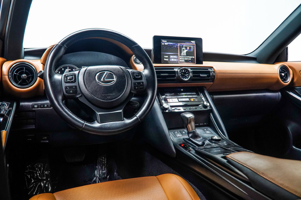 Used 2024 Lexus IS 300 w/ Comfort Package RWD image 19
