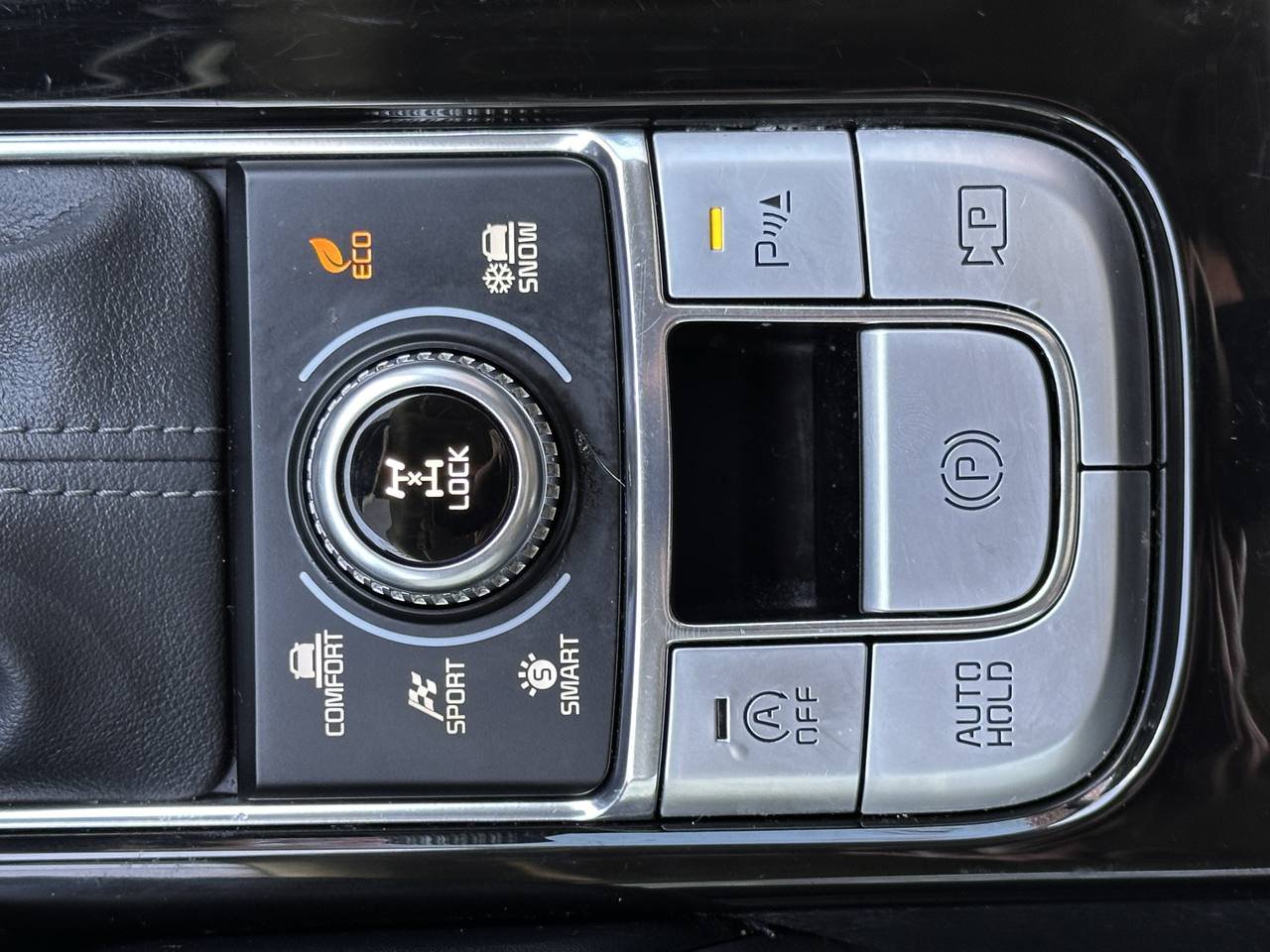 Used 2023 Kia Telluride SX Prestige AWD/4WD image 44