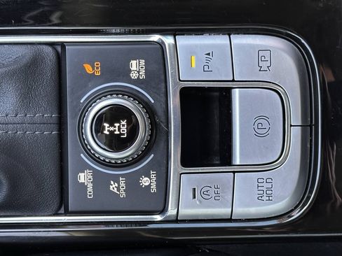 Used 2023 Kia Telluride SX Prestige AWD/4WD image 44