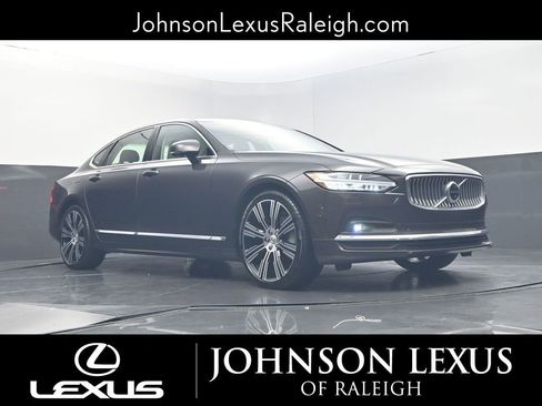 Used 2024 Volvo S90 B6 Ultimate image 14