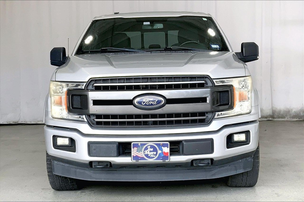 Used 2018 Ford F150 XLT w/ Equipment Group 302A Luxury AWD/4WD image 3