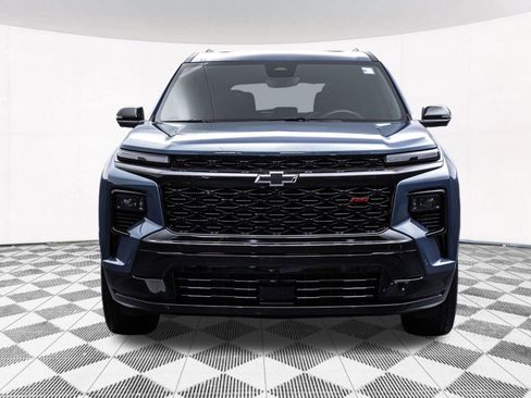 Used 2024 Chevrolet Traverse RS image 16