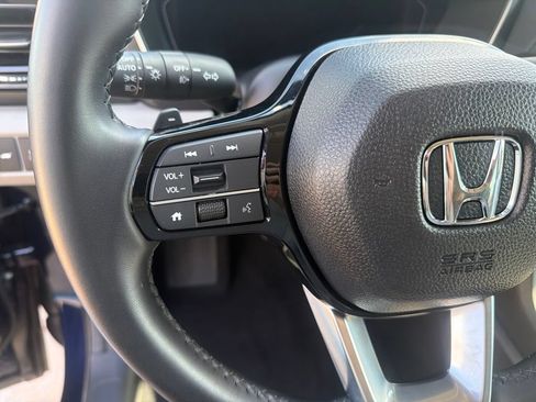 Certified 2025 Honda Pilot EX-L image 16