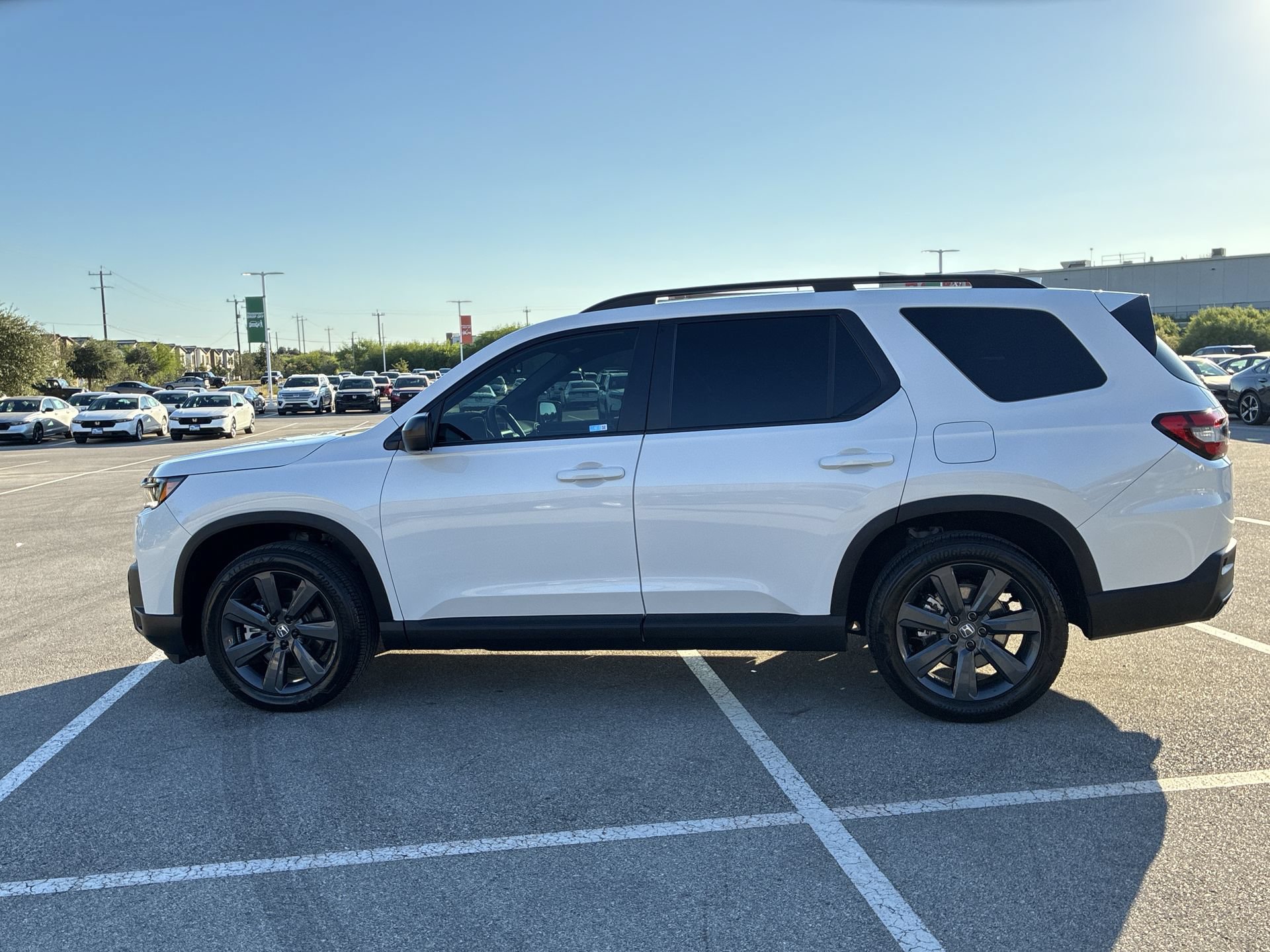 Certified 2026 Honda Pilot Sport image 3