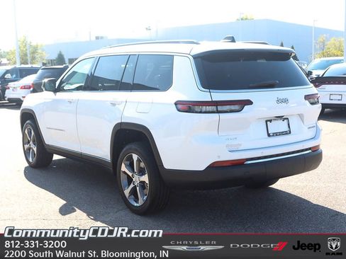 New 2025 Jeep Grand Cherokee L Limited image 5