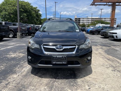 Used 2014 Subaru Crosstrek 2.0i Premium AWD/4WD image 3