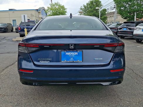 Used 2024 Honda Accord EX-L image 5