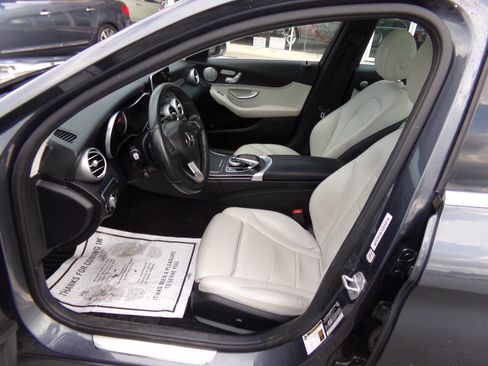 Used 2016 Mercedes-Benz C 300 4MATIC Sedan w/ Premium 2 Package image 11