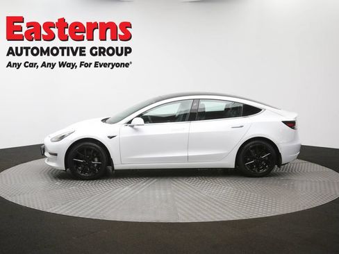 Used 2019 Tesla Model 3 Standard Range RWD image 52