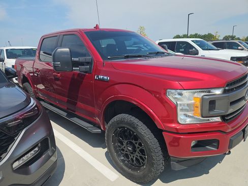 Used 2018 Ford F150 XLT w/ Equipment Group 302A Luxury AWD/4WD image 3
