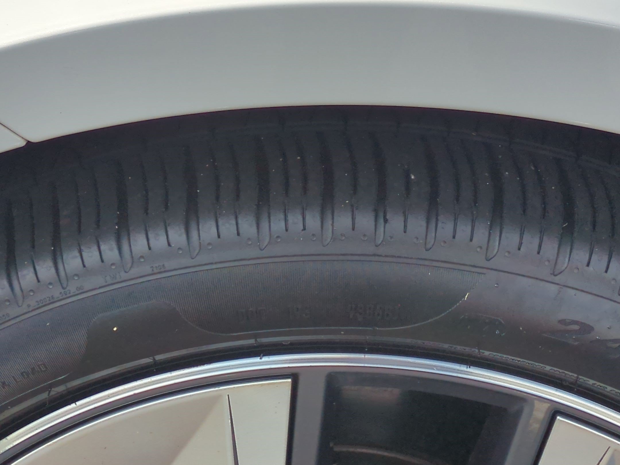 Certified 2024 BMW i4 eDrive35 w/ Convenience Package RWD image 13