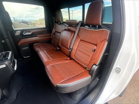 Used 2025 GMC Sierra 3500 Denali Ultimate AWD/4WD image 22