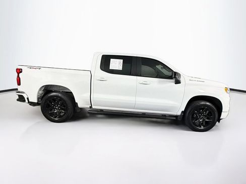 Used 2024 Chevrolet Silverado 1500 RST AWD/4WD image 11