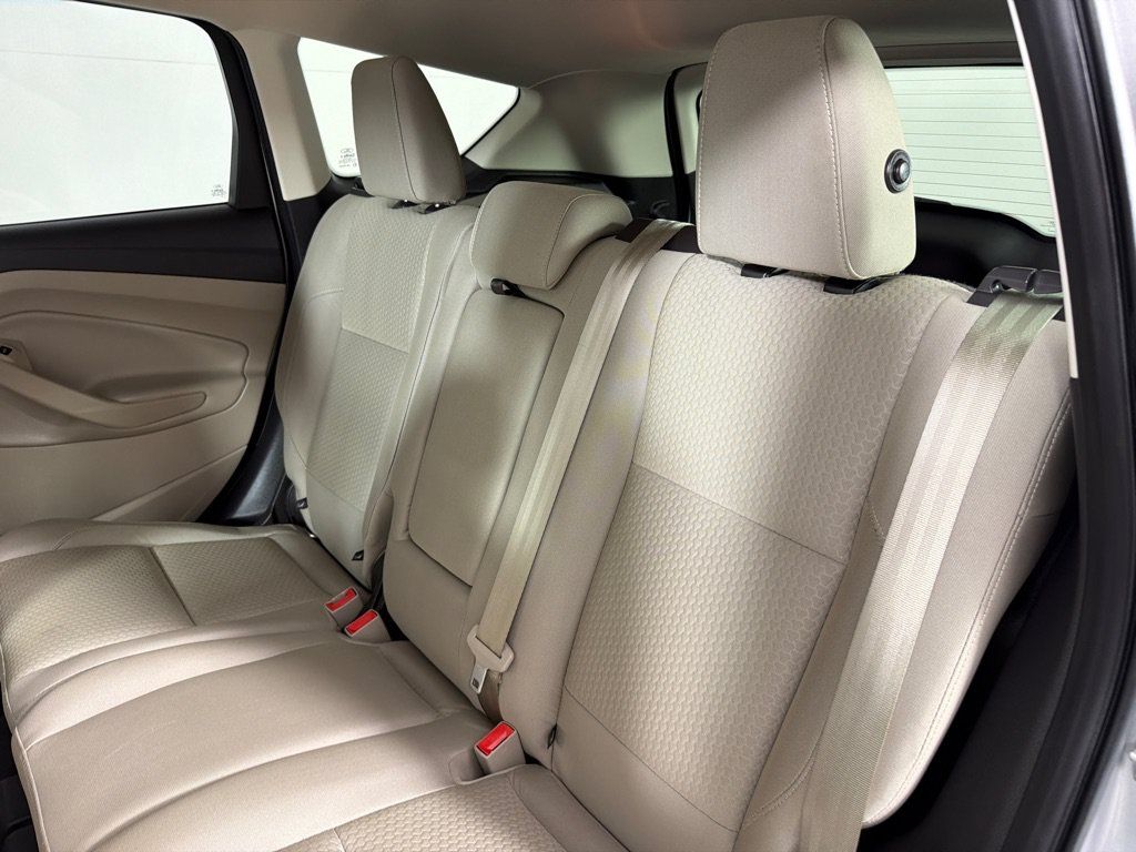 Used 2017 Ford Escape SE FWD image 20