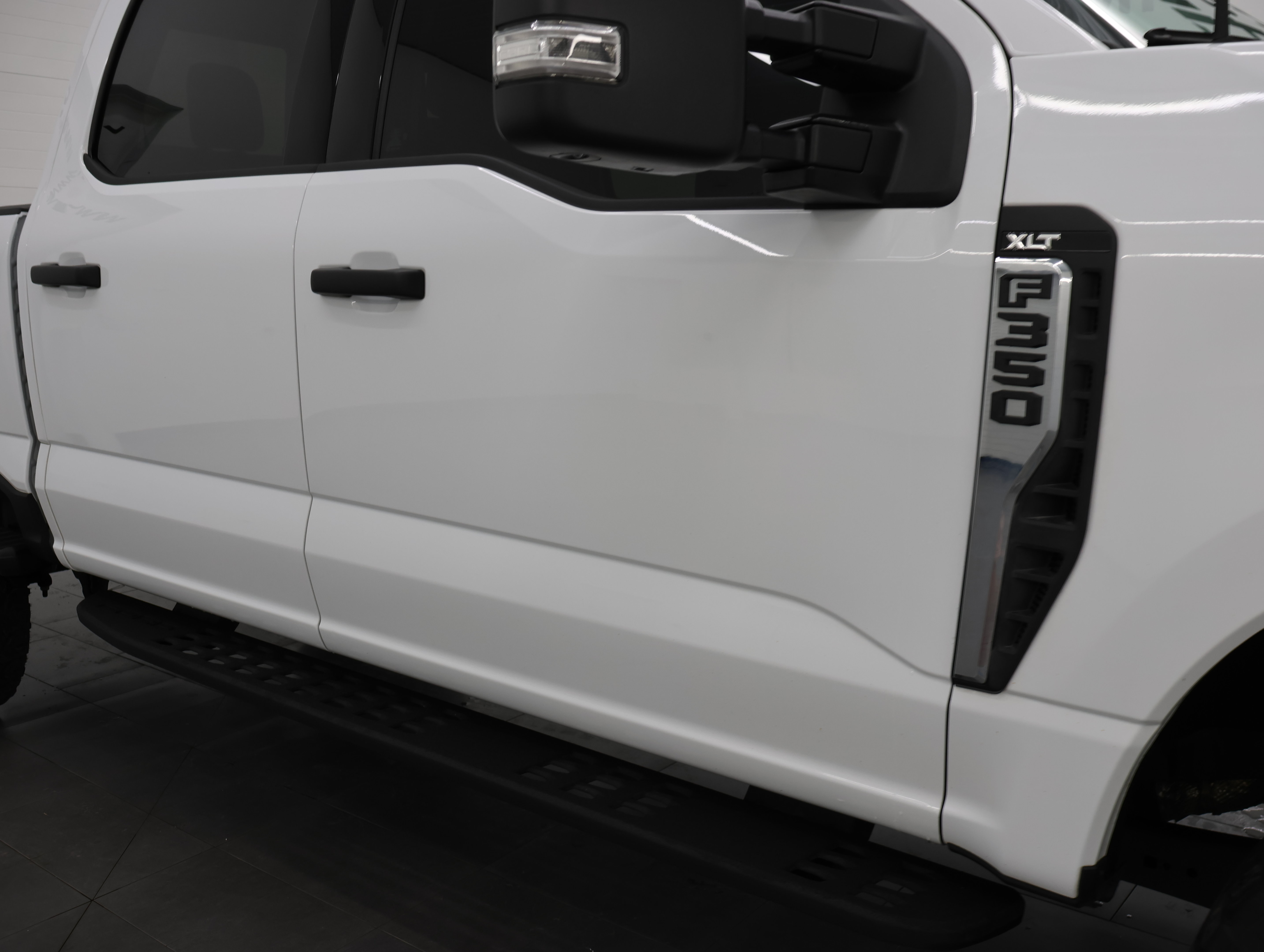 Used 2025 Ford F350 XLT w/ Tremor Off-Road Package AWD/4WD image 21
