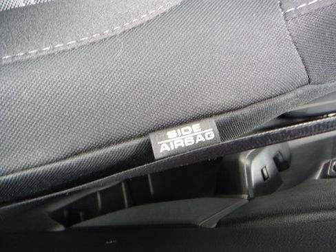 Used 2018 Honda CR-V LX image 15