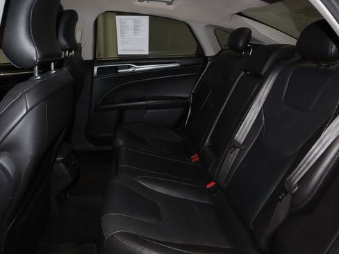 Used 2016 Ford Fusion Titanium image 25